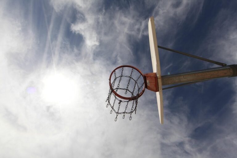 Watch NBA Games Live: Top Platforms & Tips
